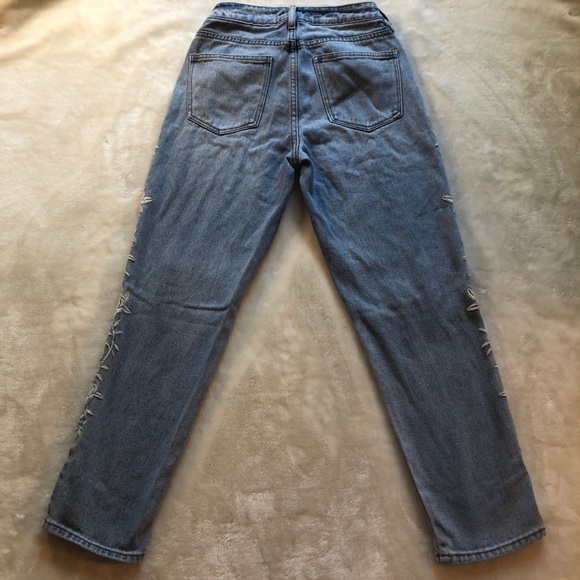 PacSun Embroidered Floral & Distressed Mom Jean - Picture 10 of 12